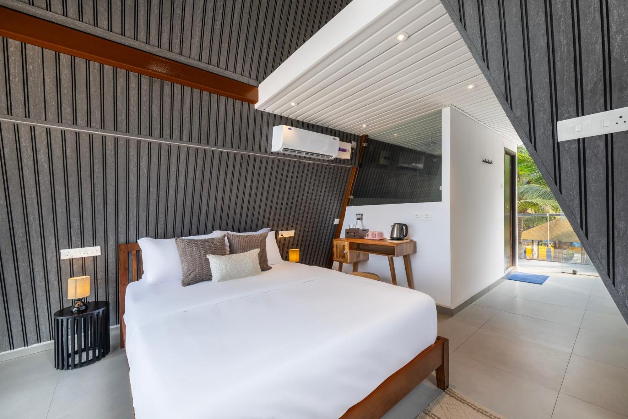The Rose Goa Beach Resort Agonda Εξωτερικό φωτογραφία