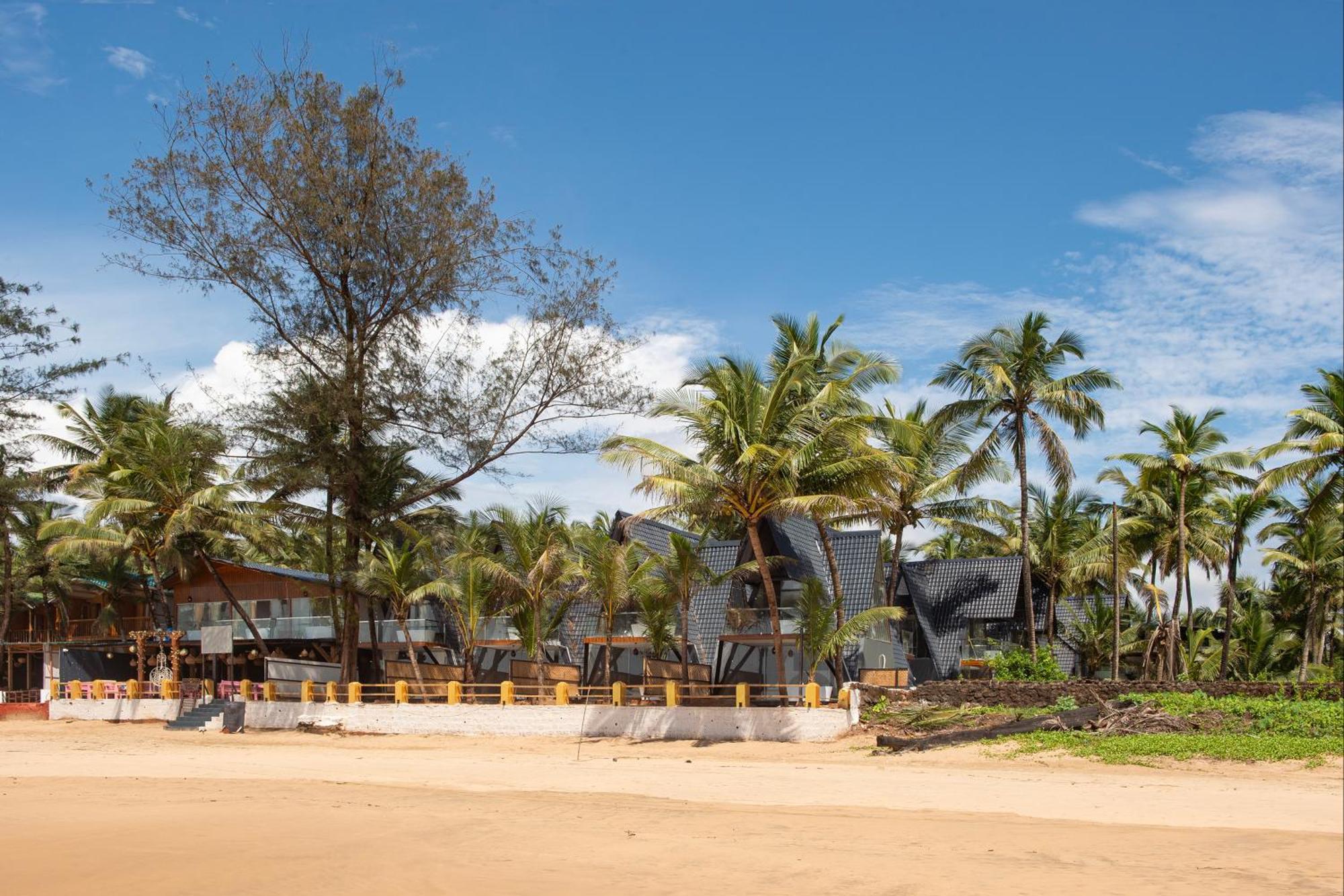 The Rose Goa Beach Resort Agonda Εξωτερικό φωτογραφία