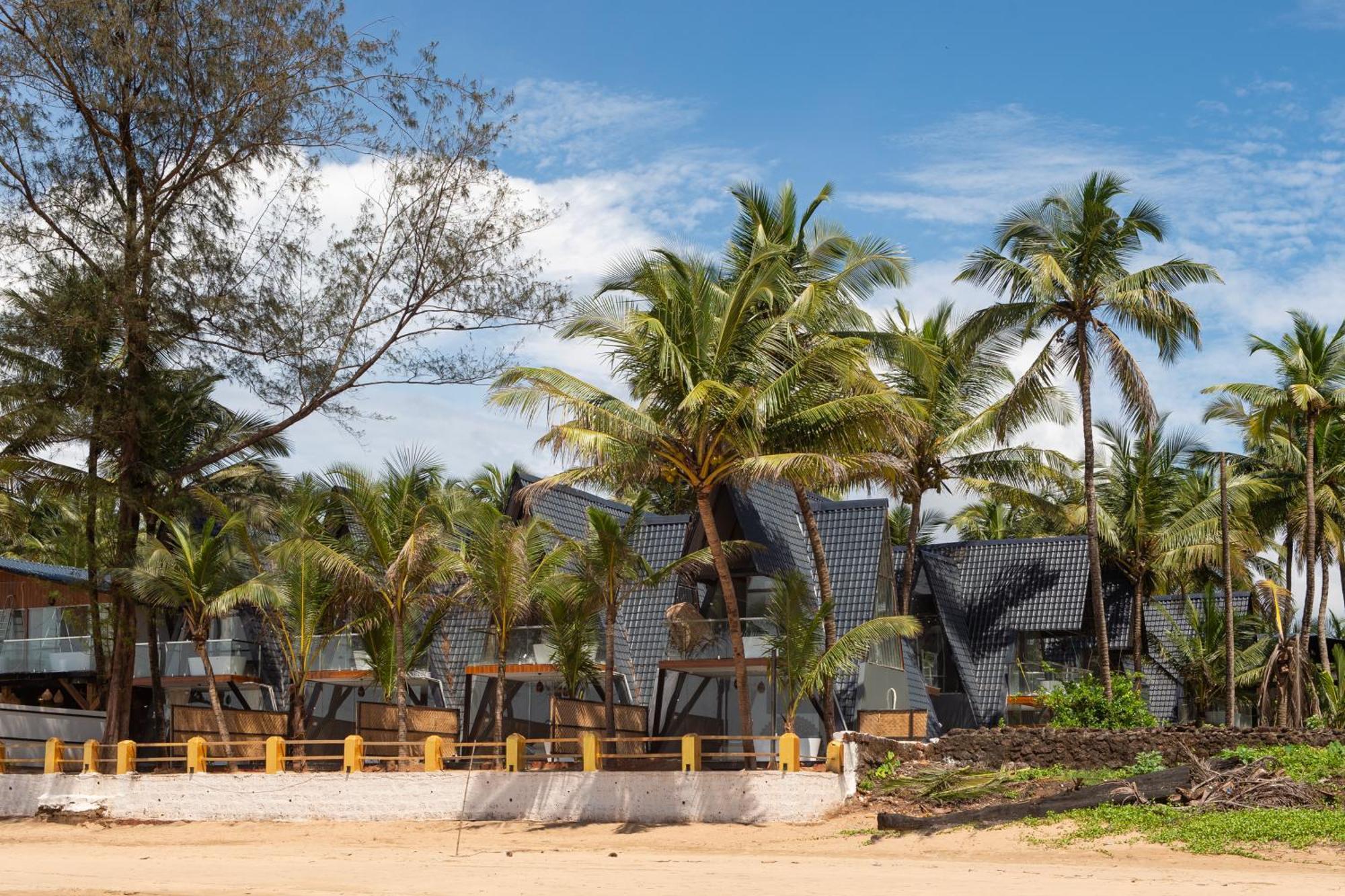 The Rose Goa Beach Resort Agonda Εξωτερικό φωτογραφία